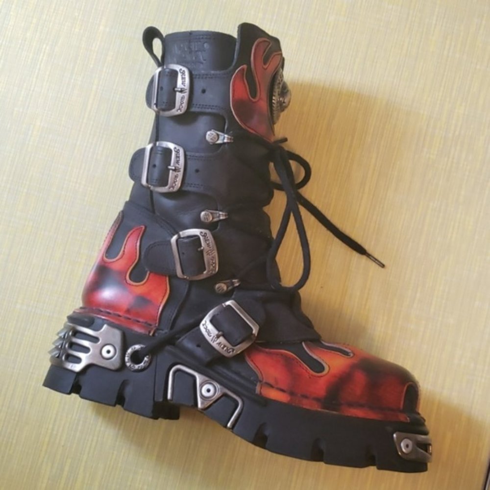 New Rock Black Flame Reactor Boots Size US8/38